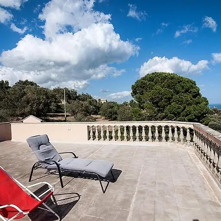 Campo Calabro Sleeps 8 Air Con Wifi Villa
