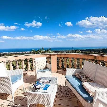 Campo Calabro Sleeps 8 Air Con Wifi * Casa La Rosa