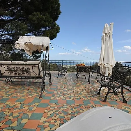 Campo Calabro Sleeps 8 Air Con Wifi Casa La Rosa