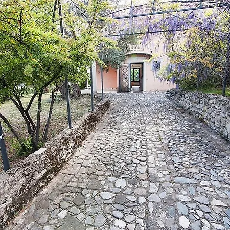 Campo Calabro Sleeps 8 Air Con Wifi